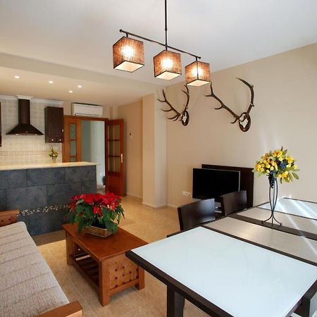 Apartamentos Hotel 77 Ayora Luaran gambar