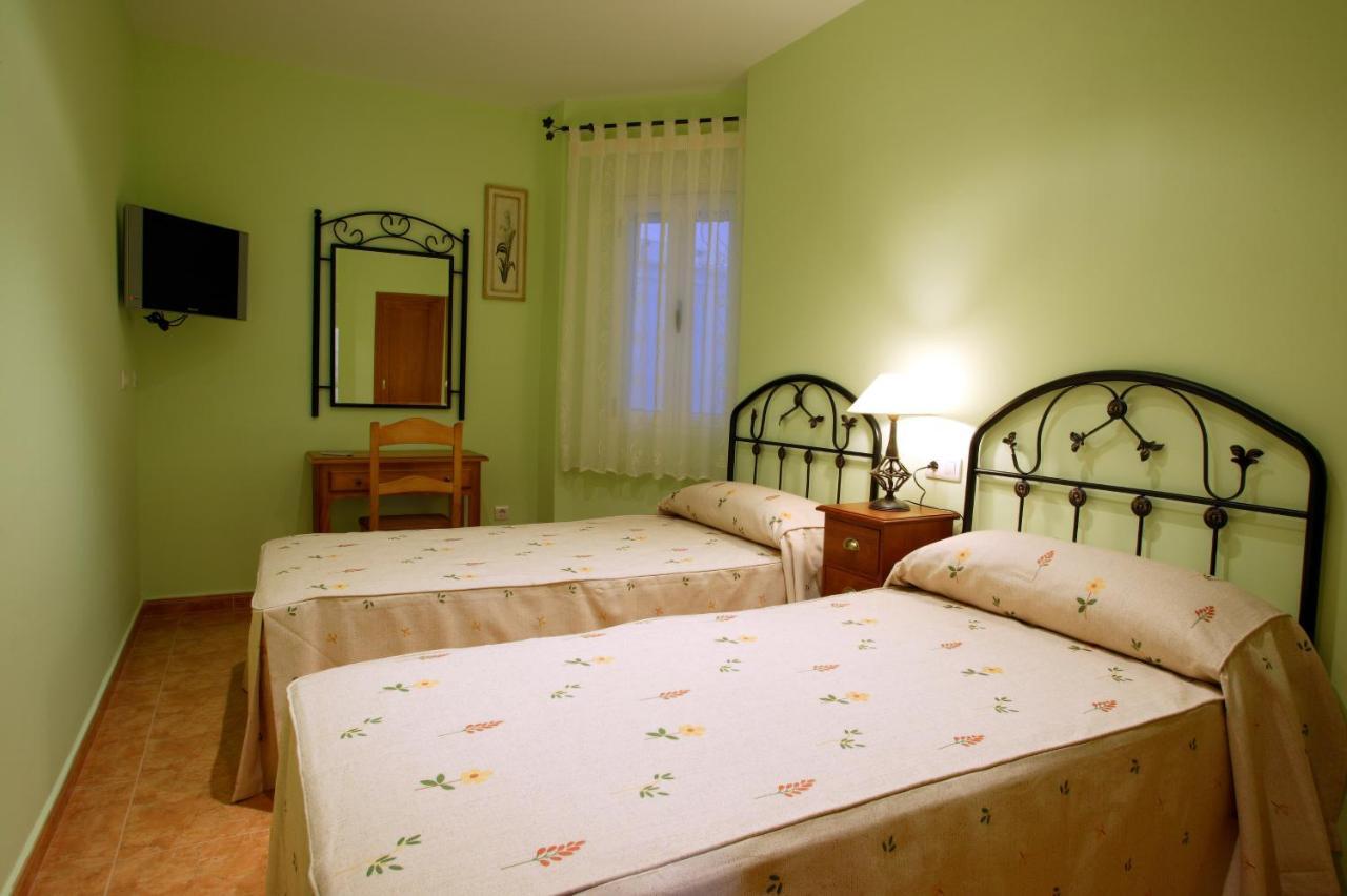 Apartamentos Hotel 77 Ayora Luaran gambar